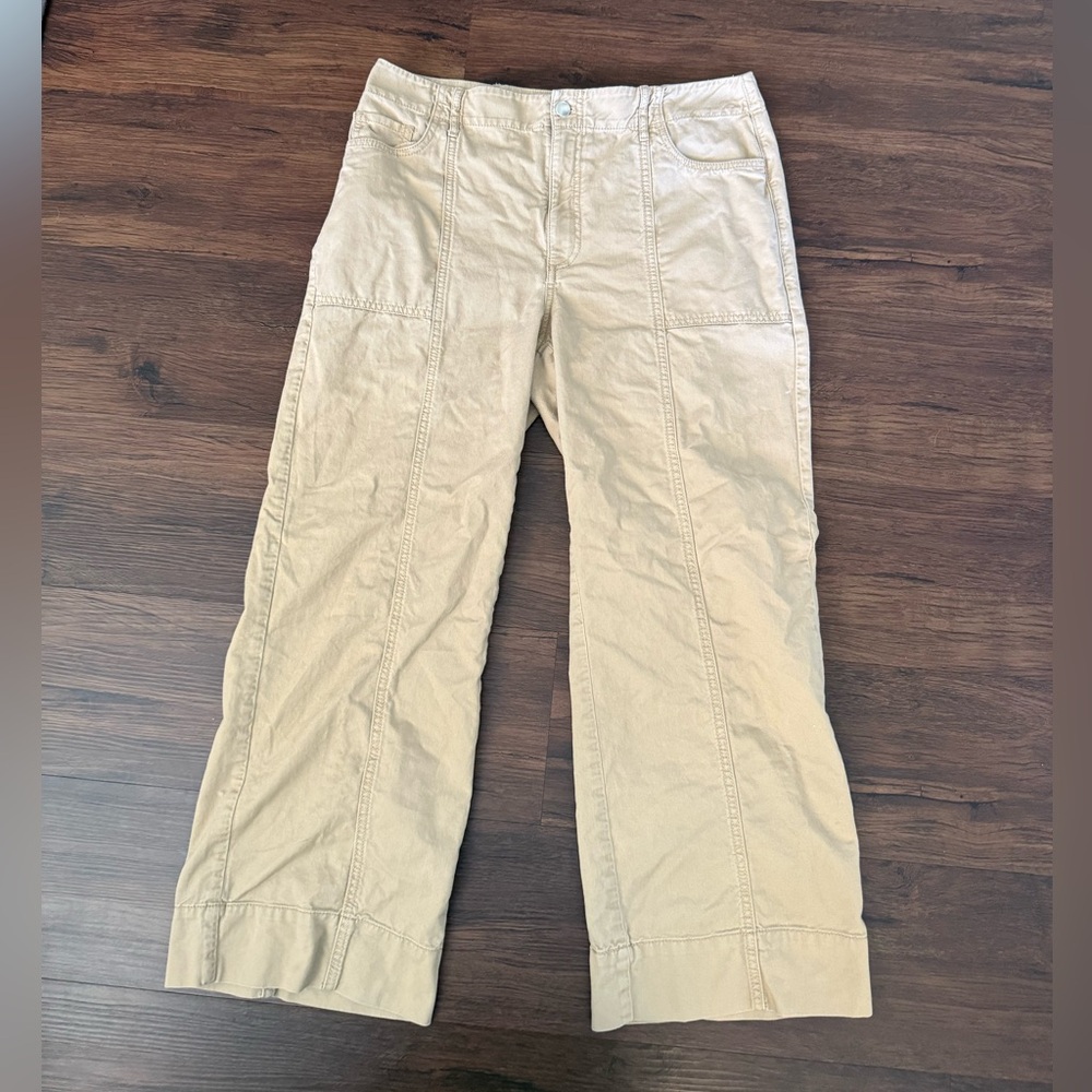 LOFT Khaki Wide Leg Crop Center Seam Pants‎ 12P